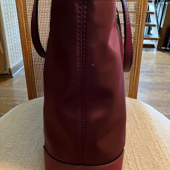 Michael Kors Eva Lightweight Nylon and Leather Small Tote Bag in Dark Berry NWT - Picture 4 of 10